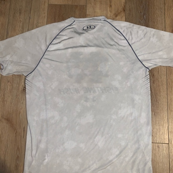 Under Armour Notre Dame shirt - Picture 3 of 3
